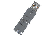 220105 dongle images (resize 900x600px).indd