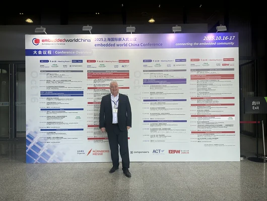 [Translate to Chinese:] 